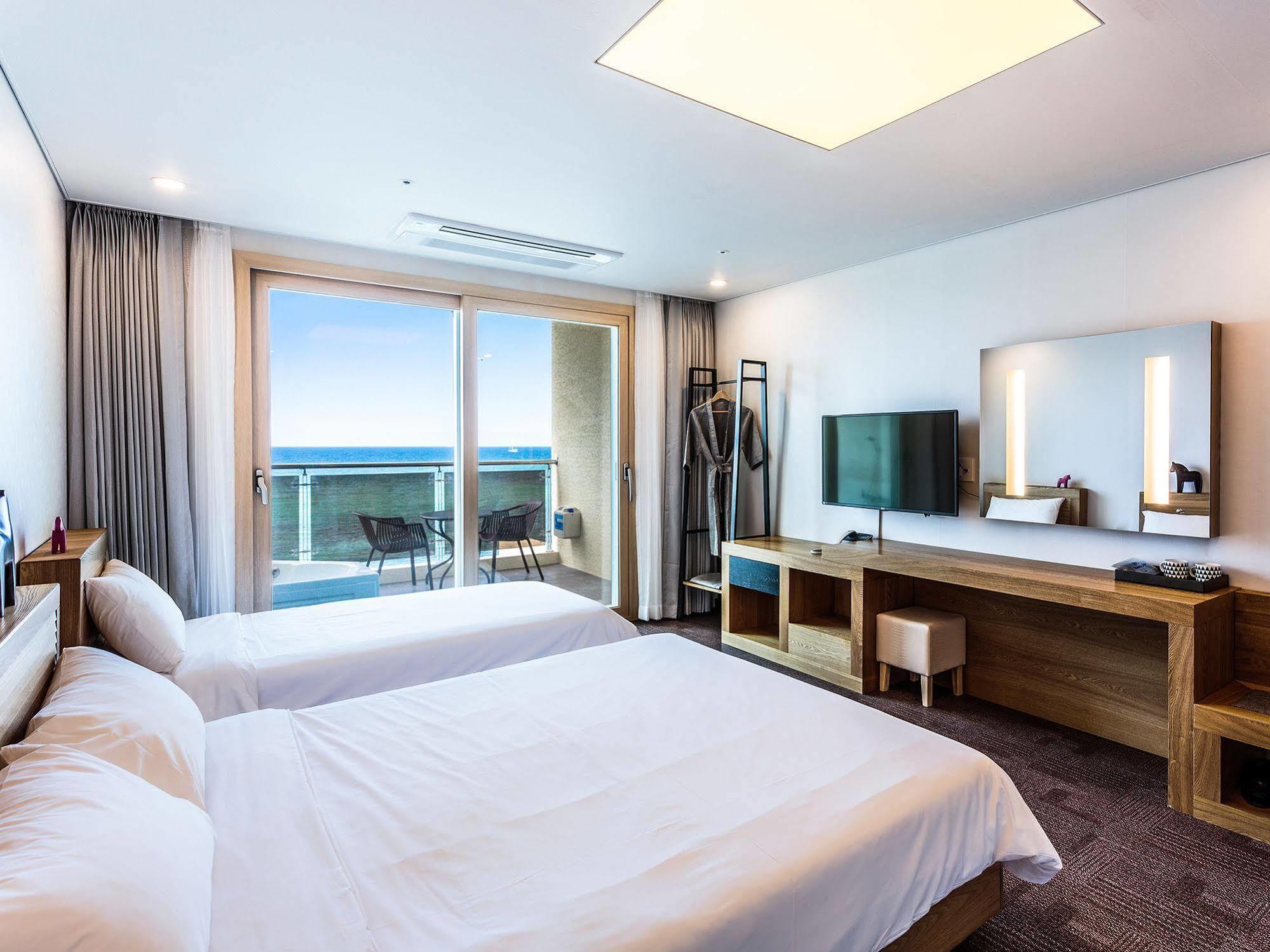 Sea Stay Hotel Jeju by Eksteriør bilde